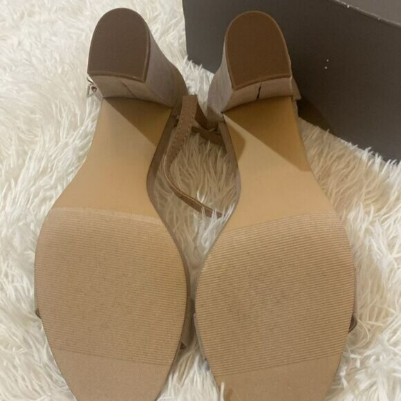 Madden Girl Ankle Strap Sandal Pumps - Picture 3 of 7